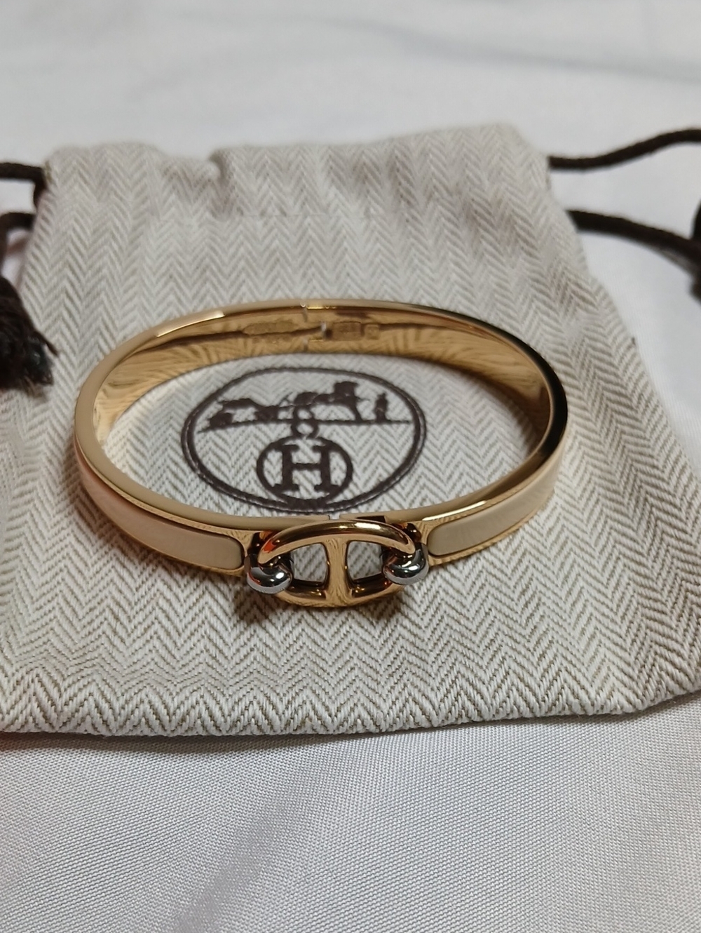 Hermes Gold and Cream Enamel Clic Chaîne d'Ancre Bracelet